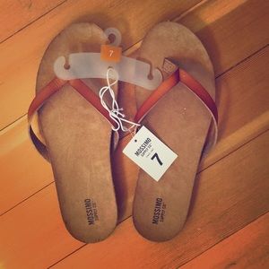 Mossimo Flip Flops